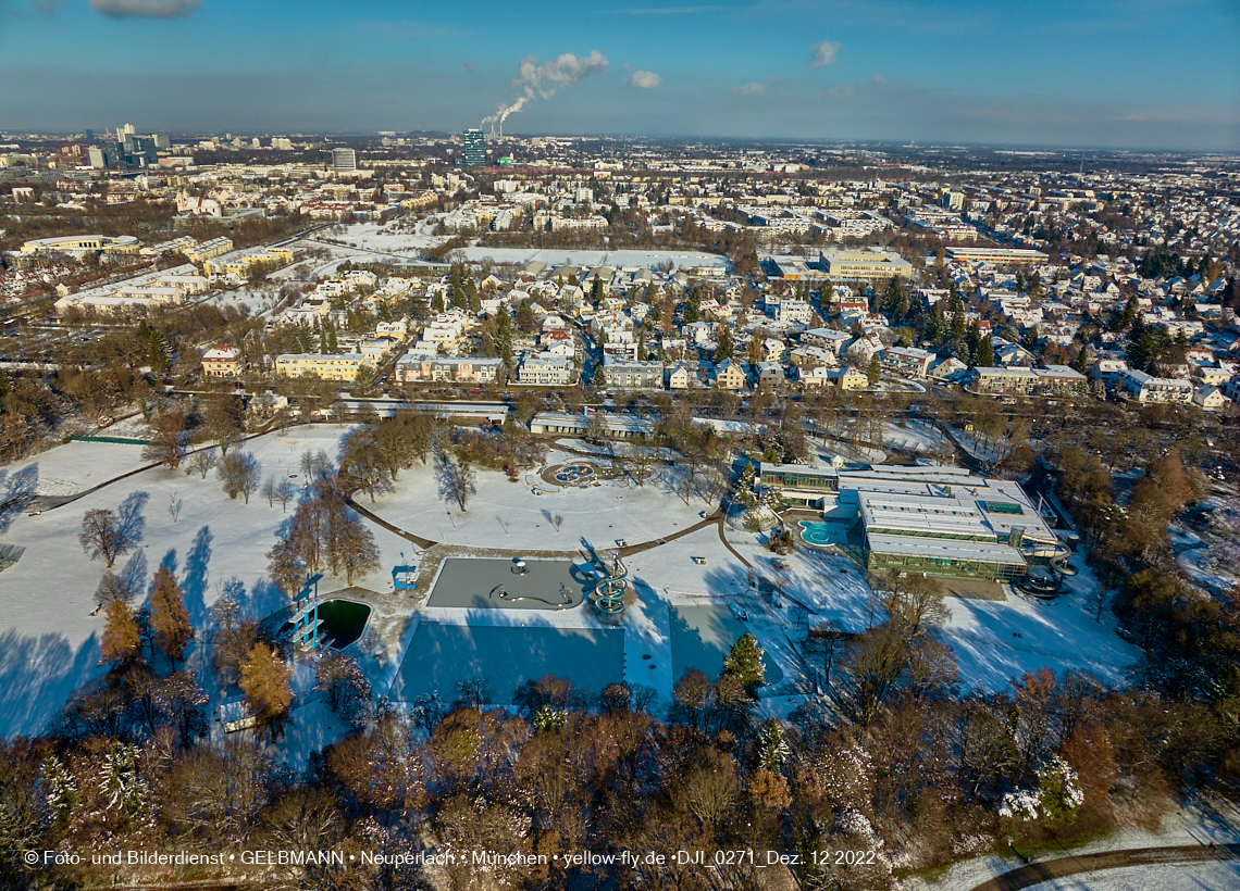 12.12.2022 -  Ostparksee mit Umgebung in Neuperlach